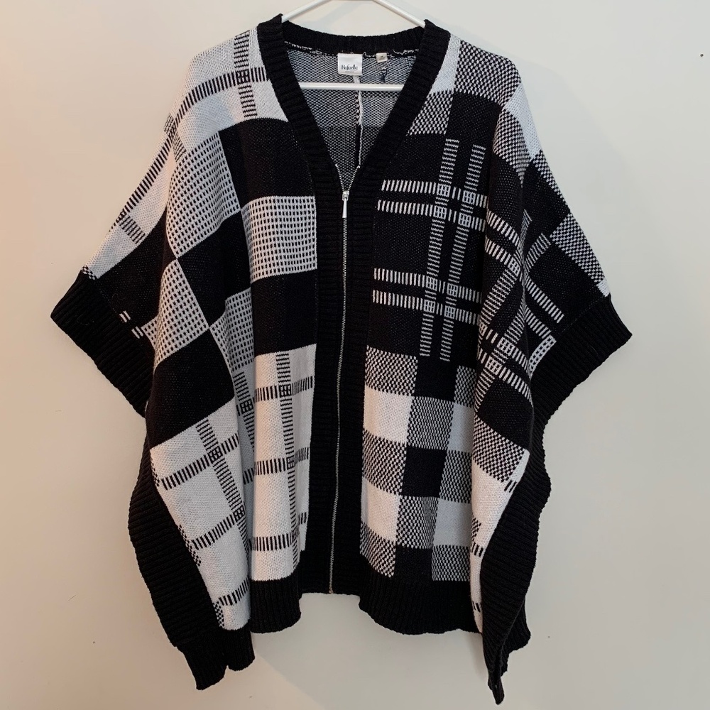 Rafaella Weekend Women’s M Black/White Plaid Knit Full Zip Cape/Poncho Sweater